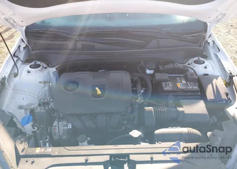 2024 Kia Forte Lxs z USA, uszkodzony, nr VIN 3KPF24AD0RE703227